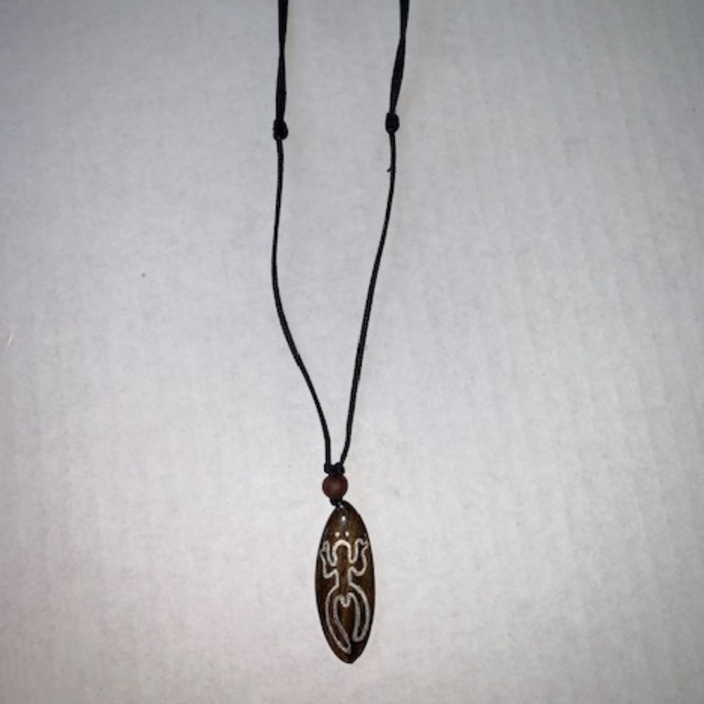 NWOT Gecko Necklace